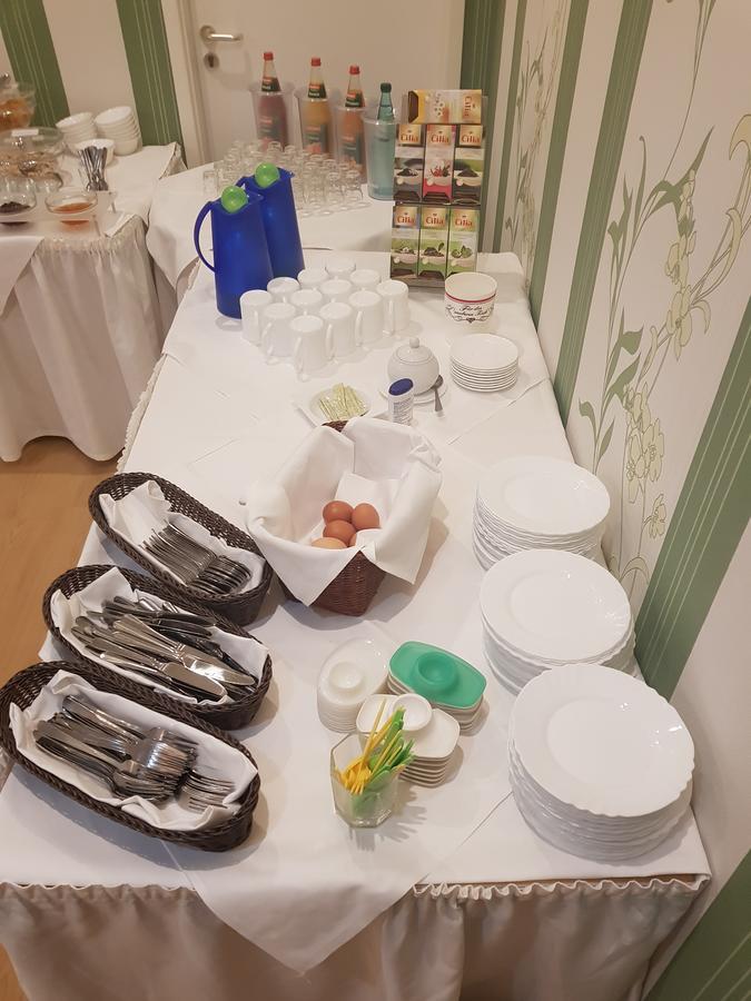 Am Rossplan Hotel Алтенбург Екстериор снимка