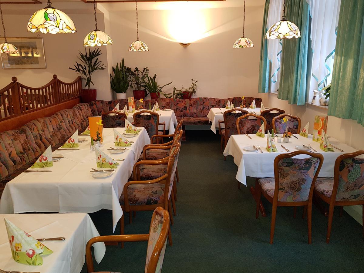 Am Rossplan Hotel Алтенбург Екстериор снимка