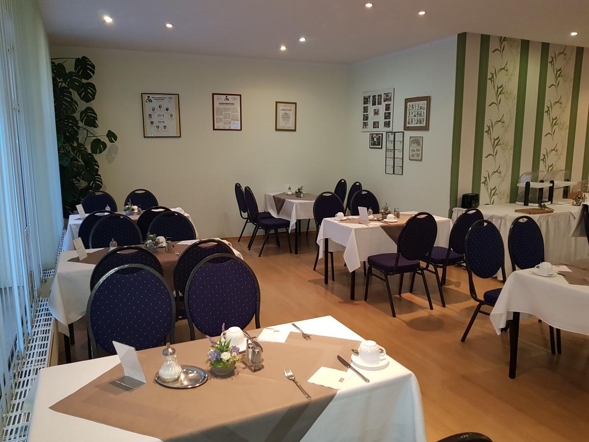 Am Rossplan Hotel Алтенбург Екстериор снимка