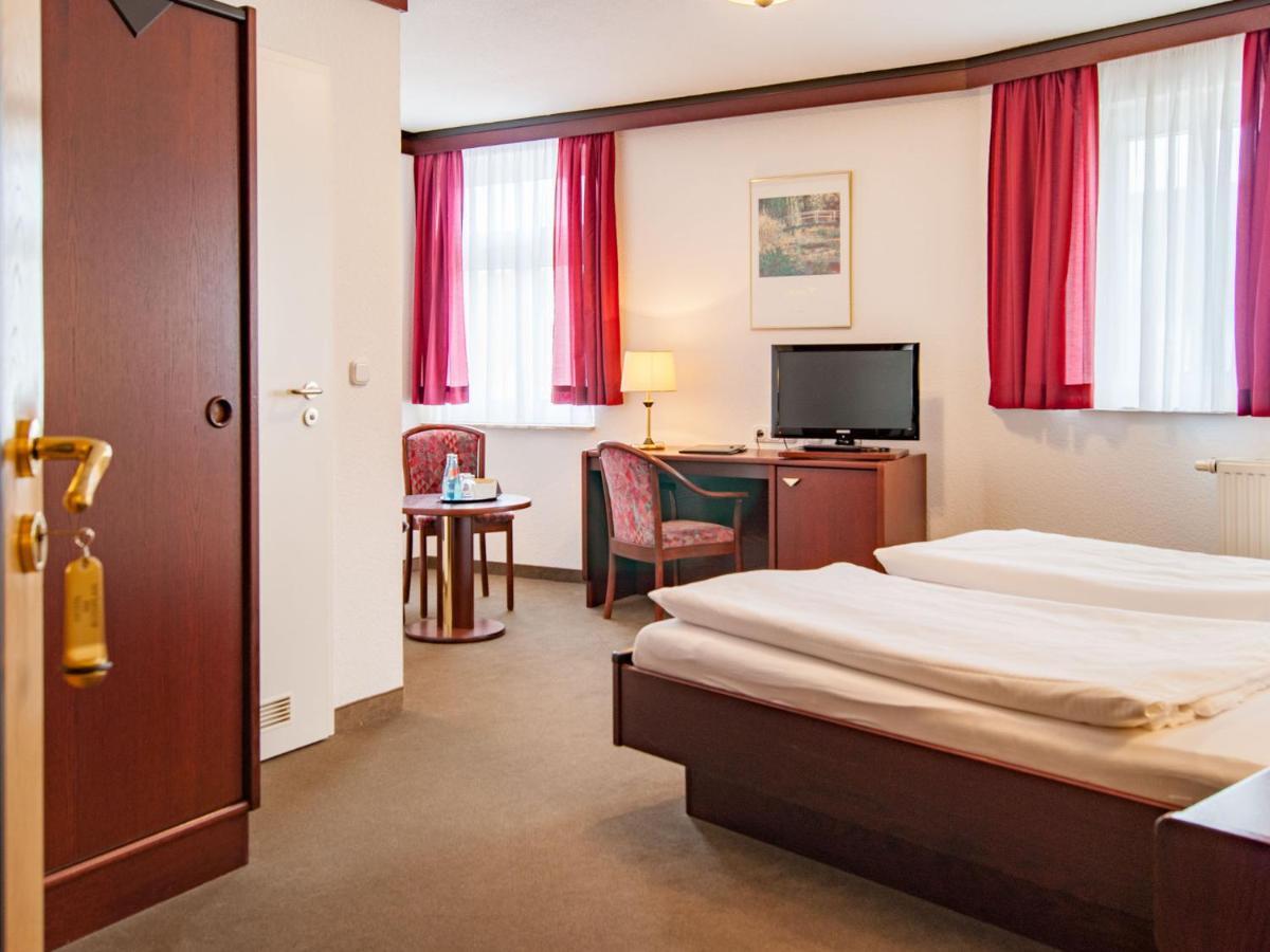 Am Rossplan Hotel Алтенбург Екстериор снимка